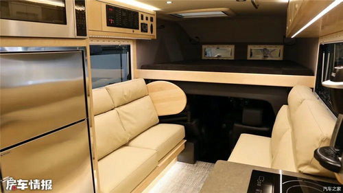 全新福特房車(chē) 碳纖維廂體、6.7L強(qiáng)勁動(dòng)力與卓越續(xù)航的完美結(jié)合